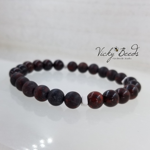 Brecciated Jasper & Howlite Beaded Bracelet - Picture 6 of 10